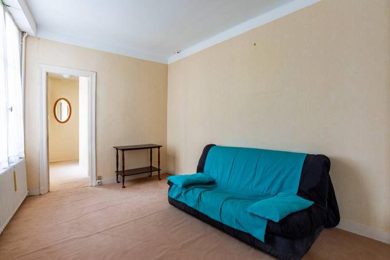 Appartement familial de 185 m² avec 3 à 5 chambres - Paris 7ème - limite 6ème : métro rue du Bac - quartier Saint Thomas d'Aquin  