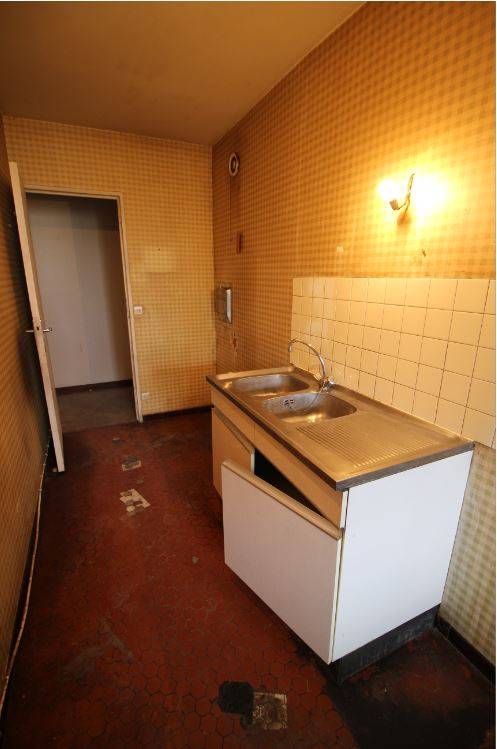 Cuisine avant travaux - appartement 3 pièces à rénover - Paris 15ème - rue du Cotentin