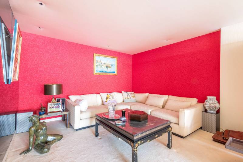 Appartement familial traversant de 167 m² avec vues exceptionnelles - Paris 6ème : rue de Vaugirard - métro Vaneau - Duroc  