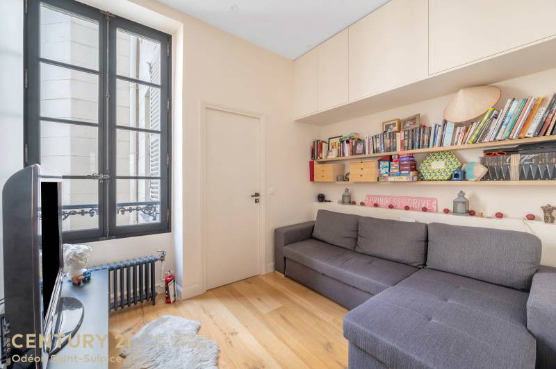 Appartement d'exception de 170 m² en parfait état avec 4 chambres : Paris 6ème : rue de Condé - Théâtre de l'Odéon  