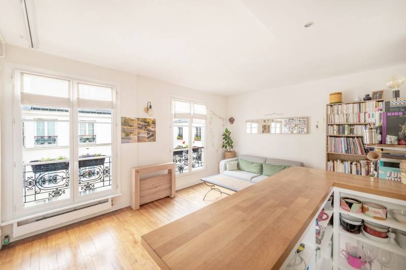 Appartement 3 pièces avec 2 chambres au 5ème étage avec ascenseur : Paris 14ème limite 6ème : Vavin - Port Royal  