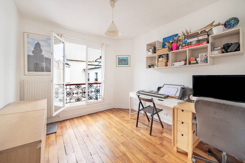 Appartement 3 pièces avec 2 chambres au 5ème étage avec ascenseur : Paris 14ème limite 6ème : Vavin - Port Royal  