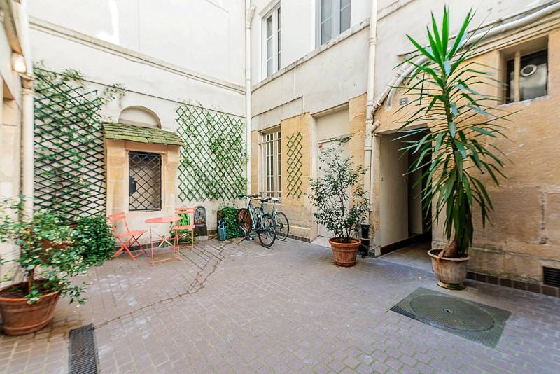 Charmant appartement 3 pièces avec 2 chambres - Paris 6ème : rue Saint-Placide - Le Bon Marché  