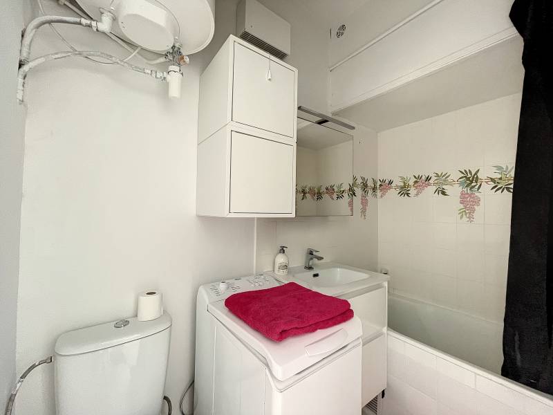Appartement 2 pièces de 28m² en très bon état - Paris 14ème : rue de l'Aude - Alésia | Parc de Montsouris  