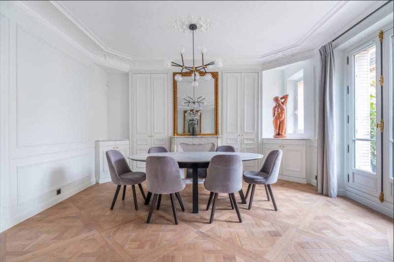 Appartement de standing entièrement rénové par architecte - luxe et confort - Paris 6ème : Cherche-Midi | Le Bon Marché  