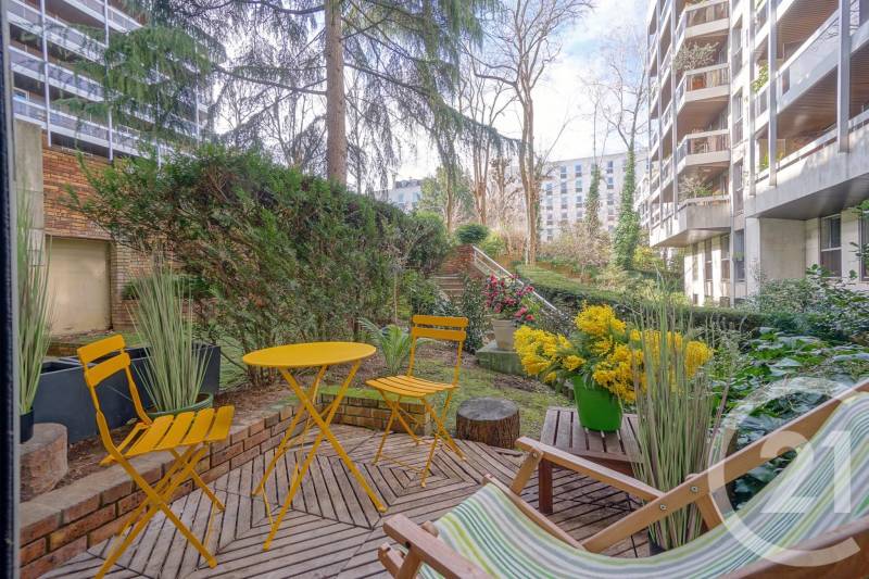 Appartement de 144 m² avec jardin et terrasse - Paris 6ème : rue Joseph Bara | quartier Notre-Dame des Champs  