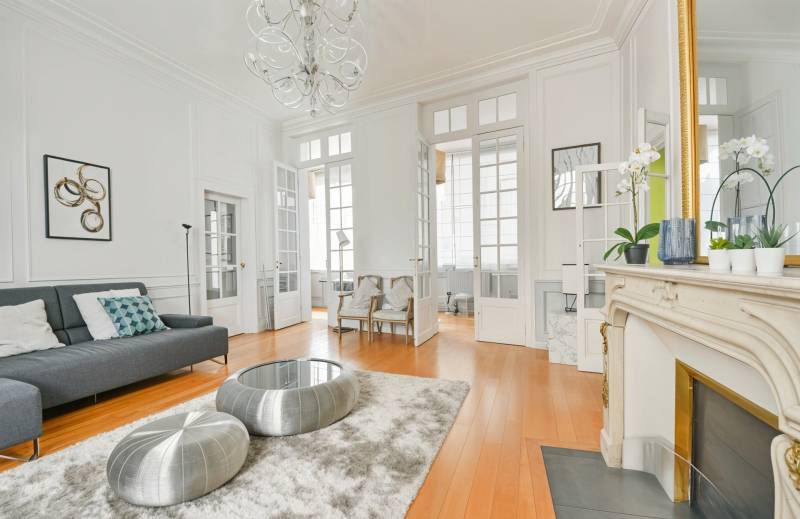 Appartement 3 avec 2 chambres au sein d'un Hôtel Particulier - Paris 6ème : rue des Poitevins - métro Saint-Michel  
