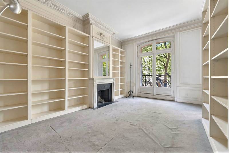 Appartement familial de 158m² avec 4 chambres - entièrement à rénover - Paris 6ème : Boulevard Raspail - métro Notre-Dame des Champs  